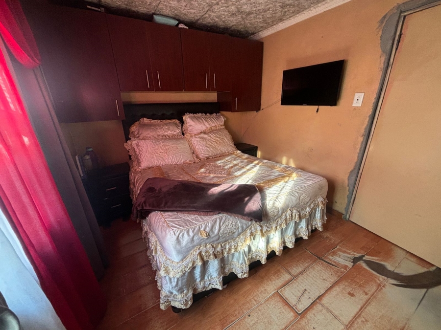 2 Bedroom Property for Sale in Kuyasa Western Cape